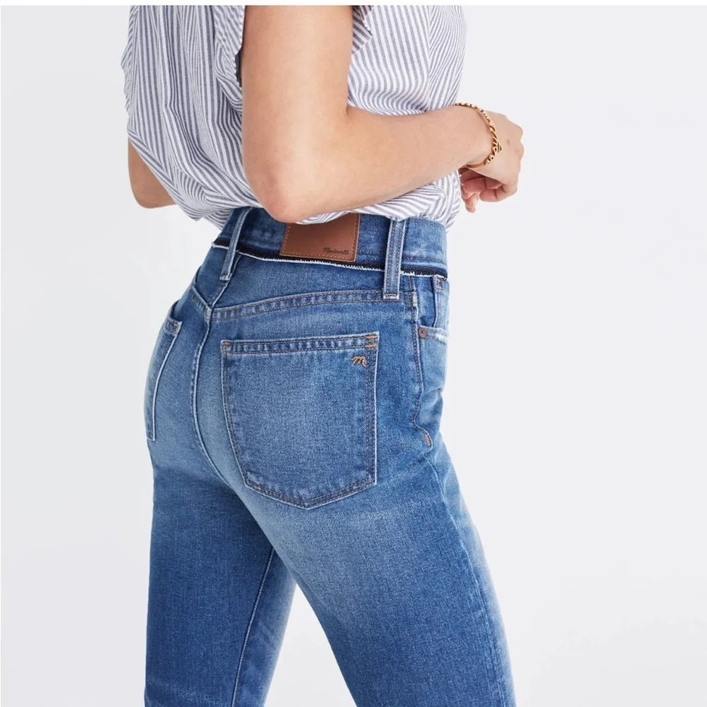 Madewell Retro Crop Bootcut Jean - Picture 3 of 9
